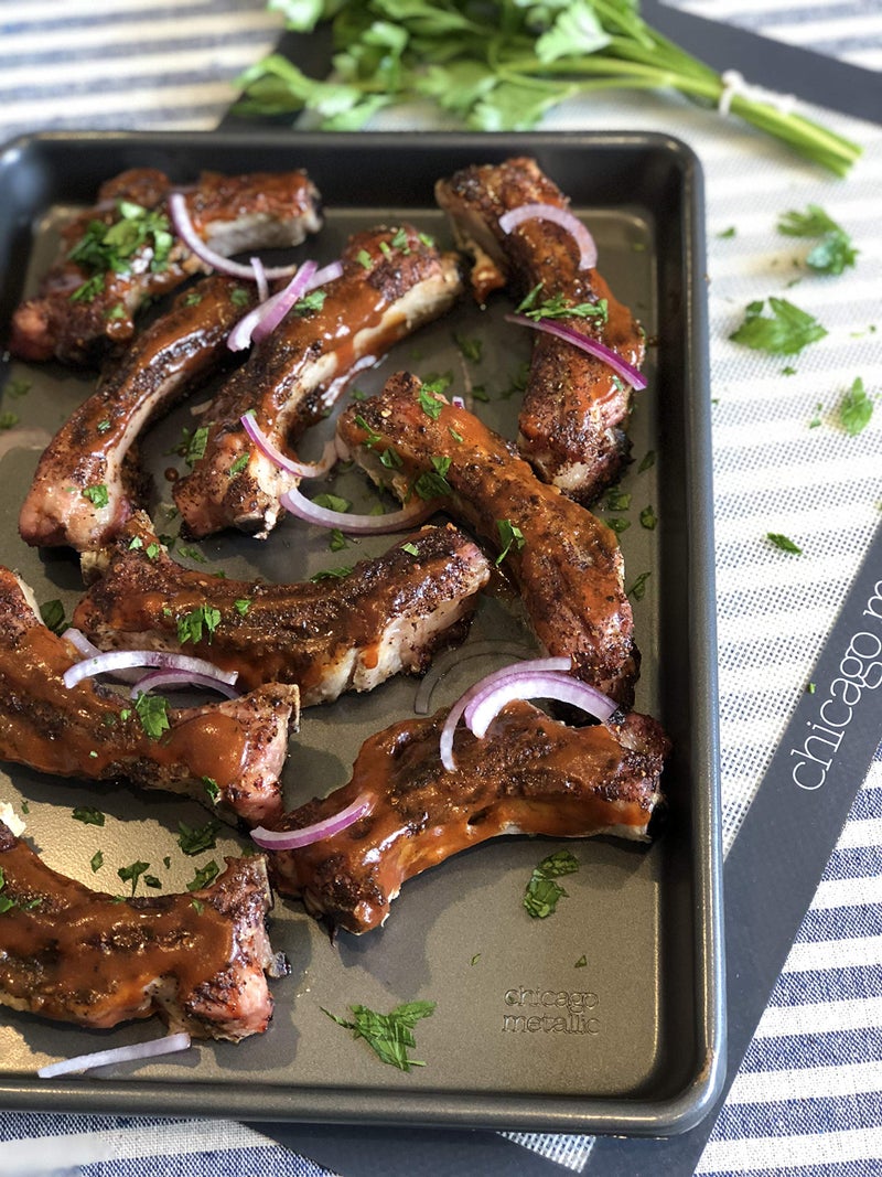 Farberware Chicago Metallic Professional Non-Stick Cooking/Baking Sheet, 17-Inch-by-12.25-Inch - Image 2